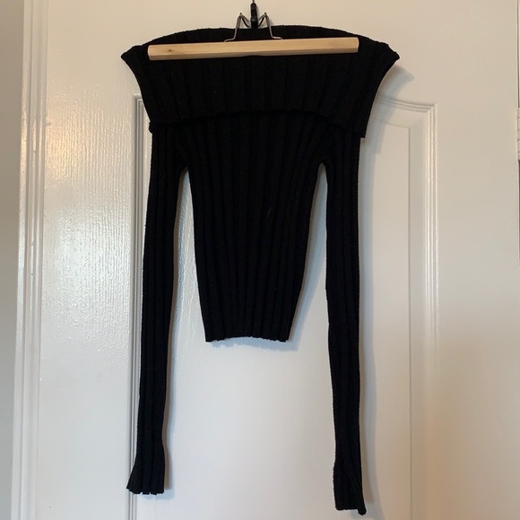 Zara off the shoulder sweater - Picture 1 of 3